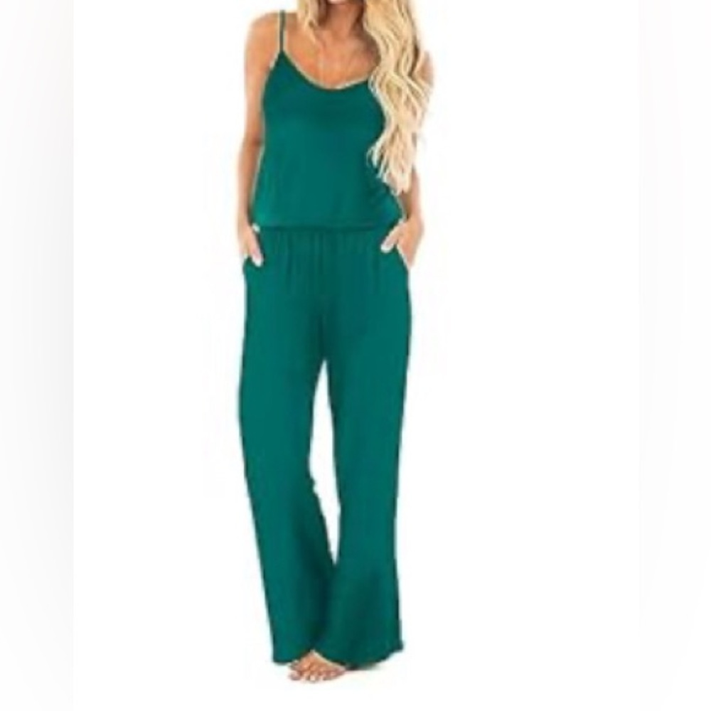 OUGES Women Casual Sleeveless Jumpsuits Spaghetti Strap Loose Romper & Pockets